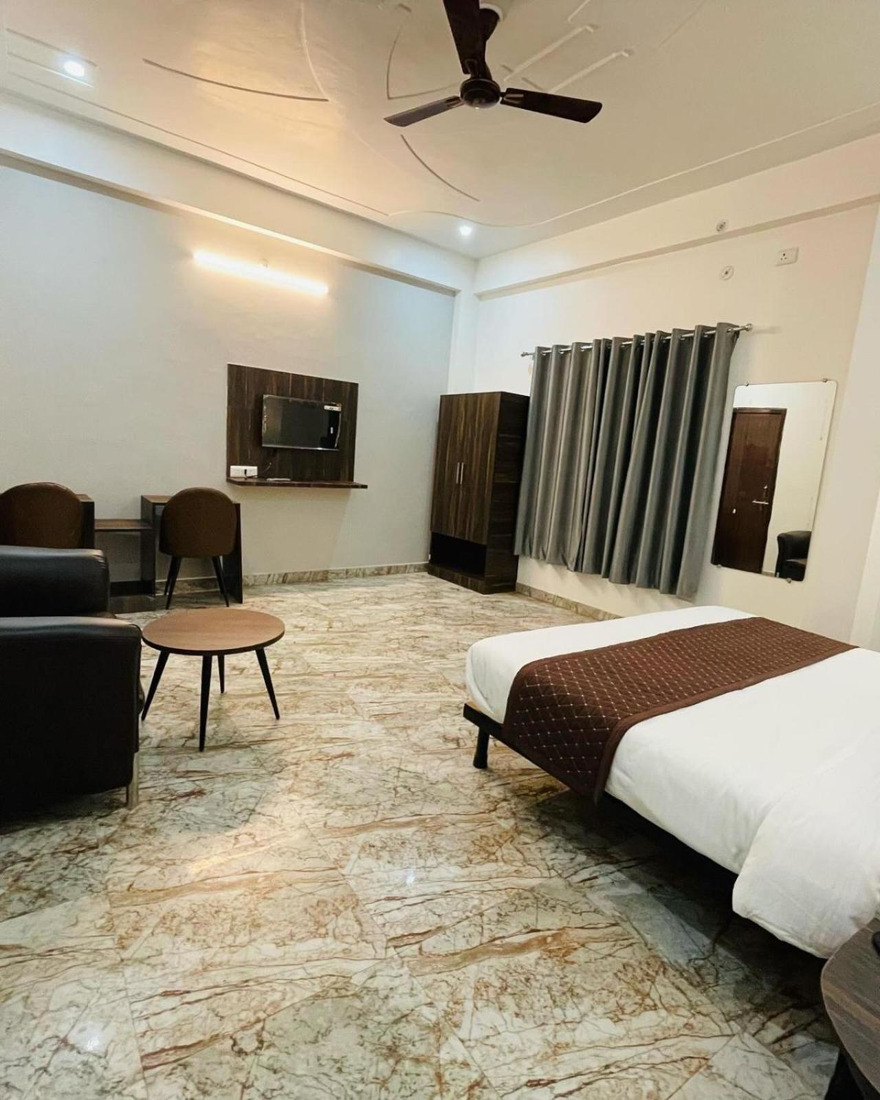 Hotel Sangam View Prayagraj Exterior photo